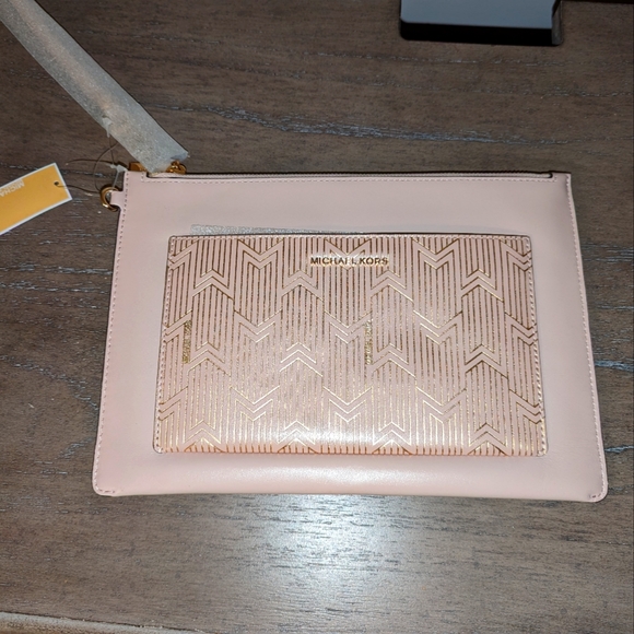 Michael Kors Clutch - NWT - Picture 2 of 3